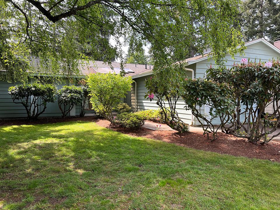 1st image of 1901 162nd Ave NE