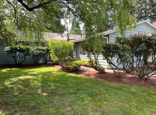 1901 162nd Ave NE, Bellevue, WA 98008