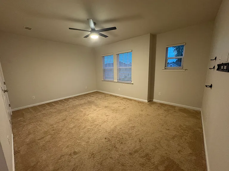 1 Waterbuck Ct — Photo 19