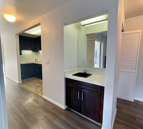 5th image of 1310 Fulton St APT 208