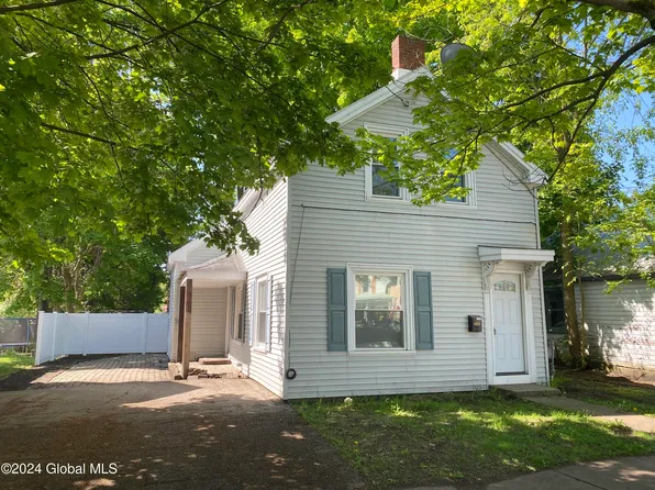 29 Lawrence Street, Glens Falls, NY 12801