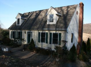 22 Old Johnson Ln, Middletown, CT 06457