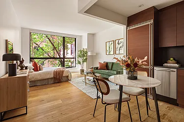 540 West 28th Street, #4A