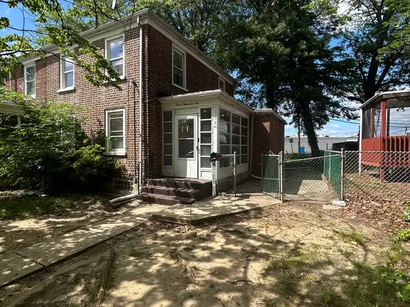 3006 Congress Rd, Camden, NJ 08104