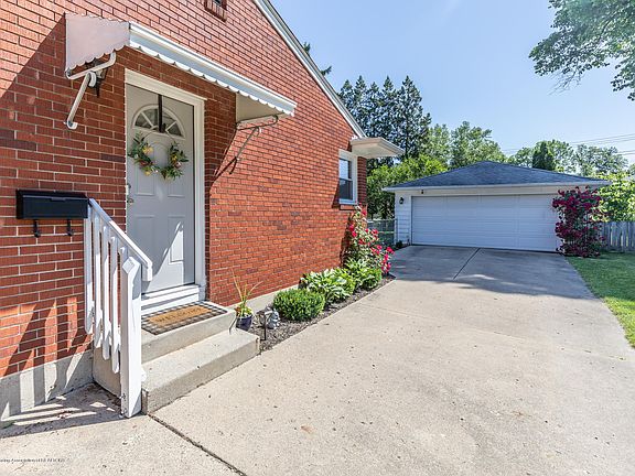 3rd image of 2617 S Deerfield Ave