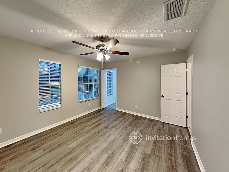 101 Calabria Springs Cv — Photo 14