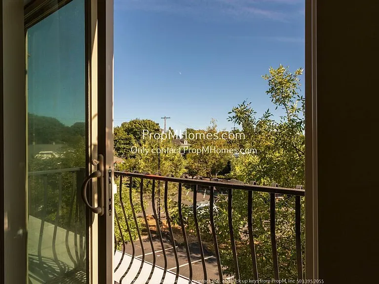 5129 N Williams Ave — Photo 14
