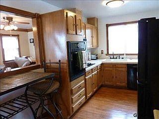 4th image of 1006 S 51st Ave