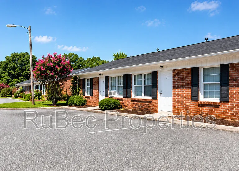 408 S Weldon St — Photo 1