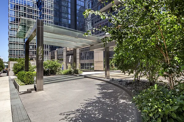 Sold by Stribling | media 16