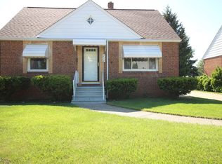 230 E 242nd St, Euclid, OH