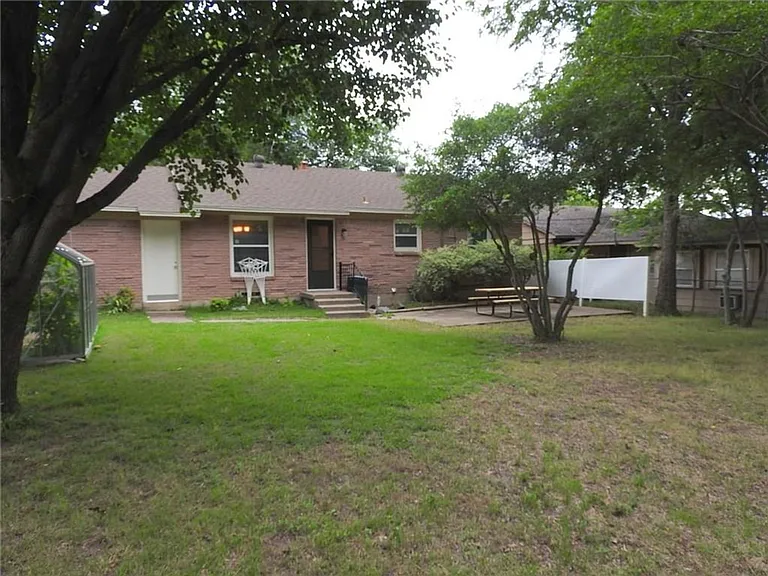 3226 San Medina Ave — Photo 13