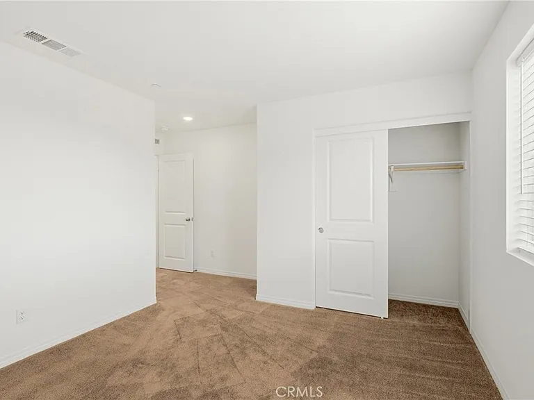 27215 Lost Palm St — Photo 37