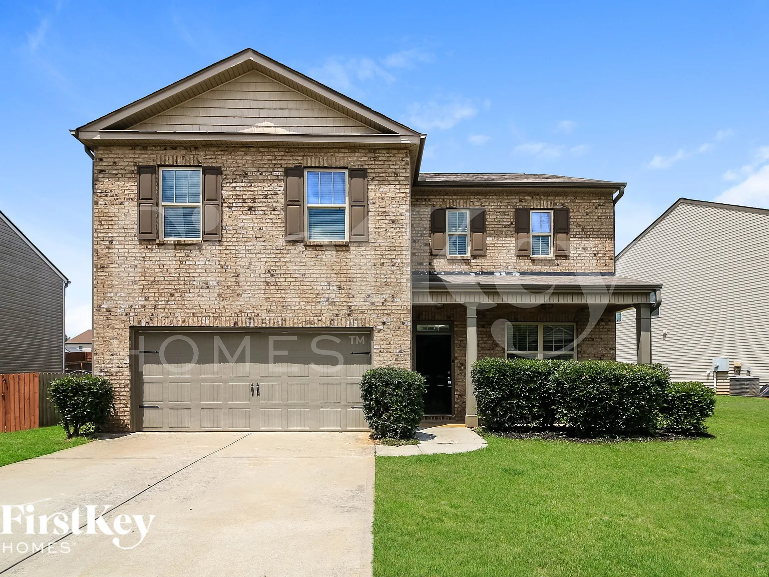 4 bed, 2.5 bath, 2340 sqft, $2,195 — Photo 1
