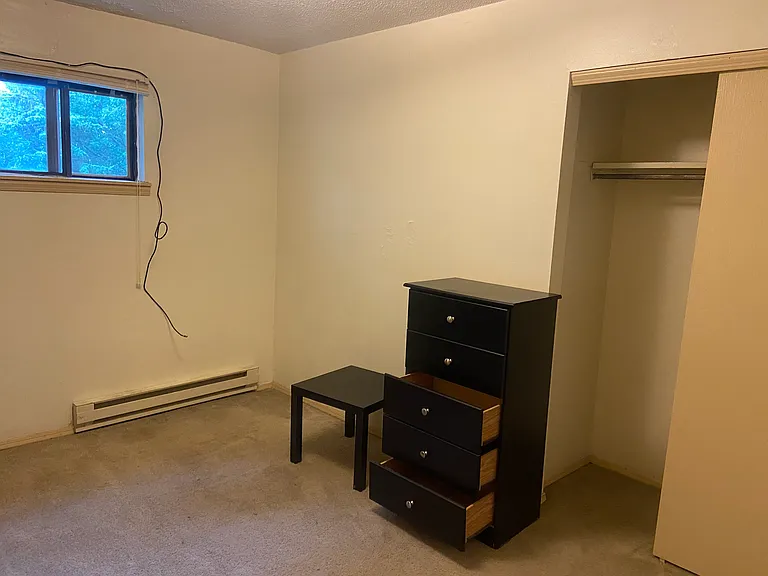 702 Crescent Dr #8 — Photo 6