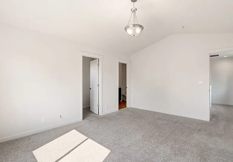 1420 N Michigan Ln #1 — Photo 17