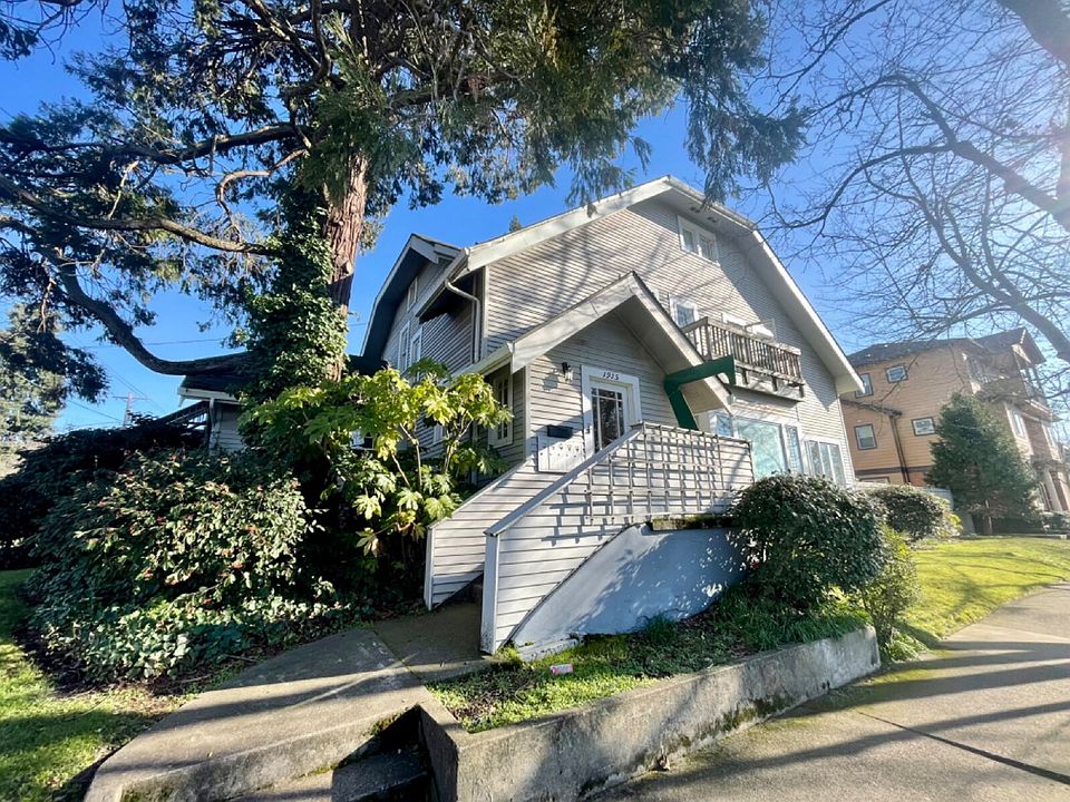 2nd image of 1915 Hilyard St