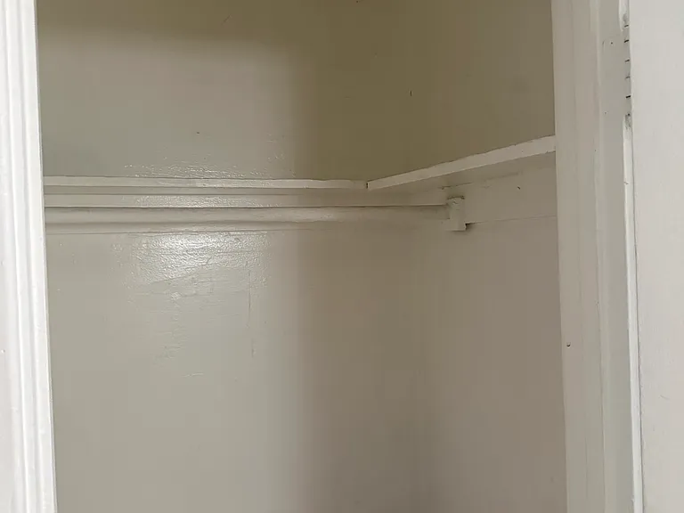 1360 Hyatt Ave — Photo 11