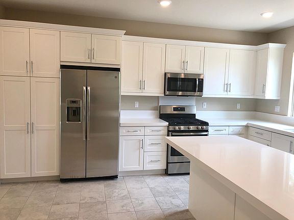 3rd image of 1577 Castillo Way Unit 6