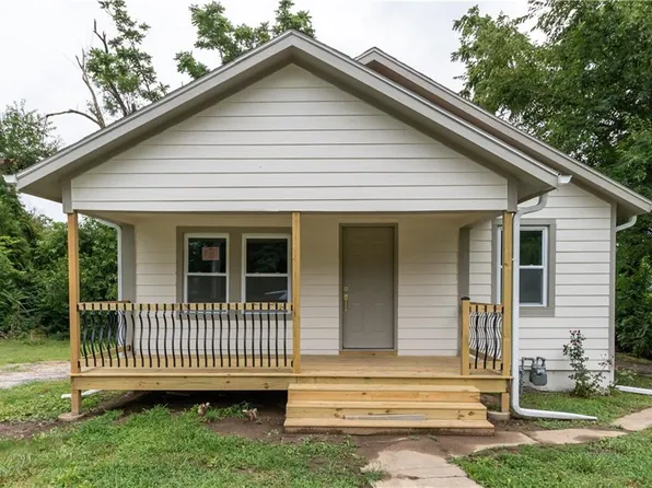 2563 Alden St, Kansas City, KS 66104