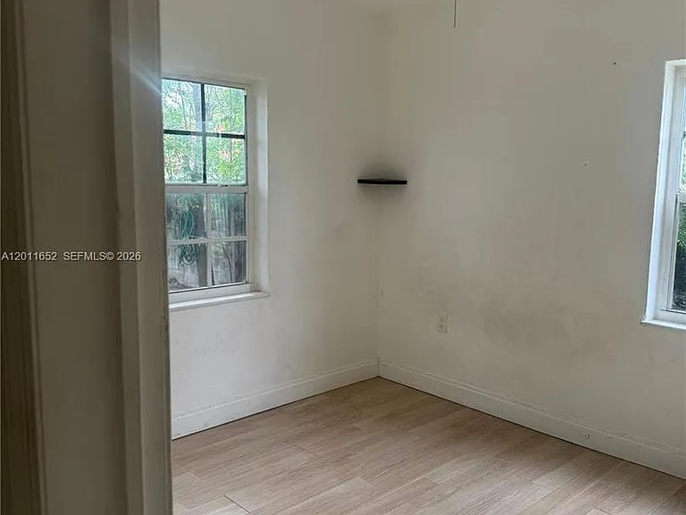 411 NW 106th St #0 — Photo 8