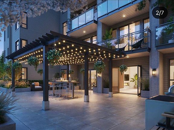 5th image of 10778 108th Ave #107