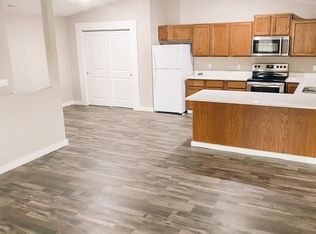 1842 Green Valley Dr, Janesville, WI 53546