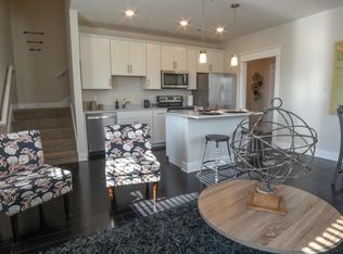 13076 Lincoln Rd, Omaha, NE 68138