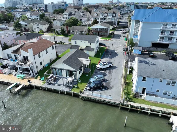222 Trimper Ave, Ocean City, MD 21842