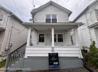 20 Sand St, Pittston, PA 18640