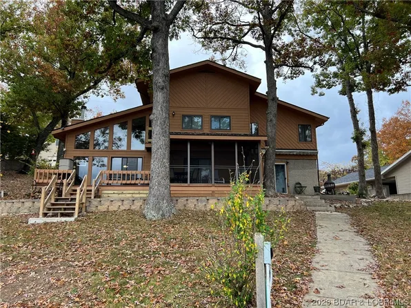 2589 Robin Hood Ln, Roach, MO 65787
