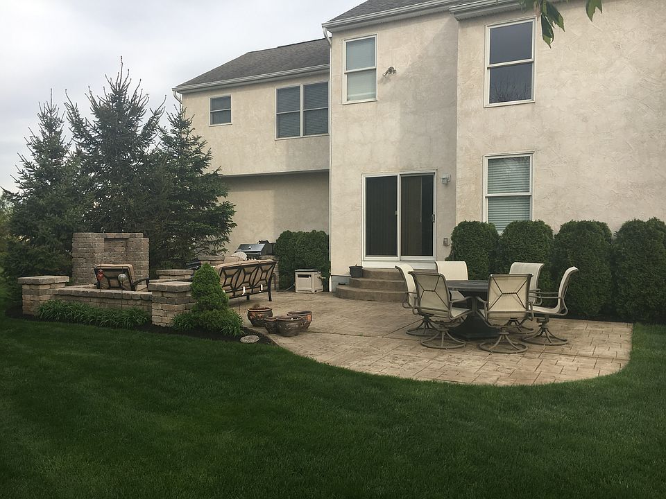 1st image of 6352 Carriann Ct