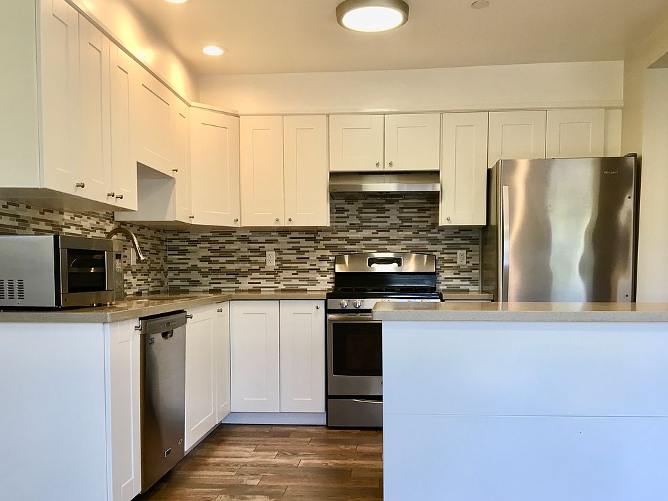1st image of 2961 California St