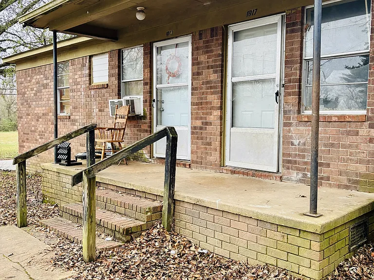 1029 N McLemore Ave #1017 — Photo 1