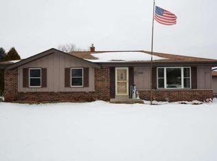 8320 N 96th Ct, Milwaukee, WI 53224