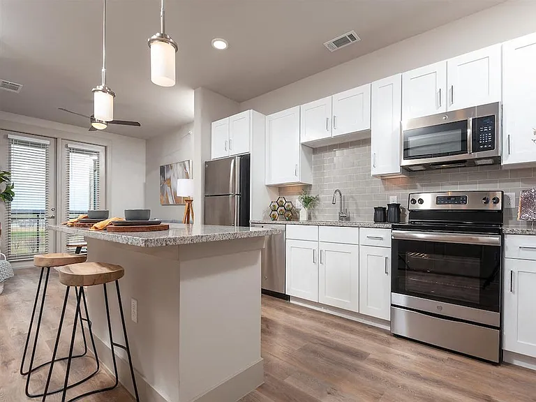The Kelley at Samuels Ave — Photo 45