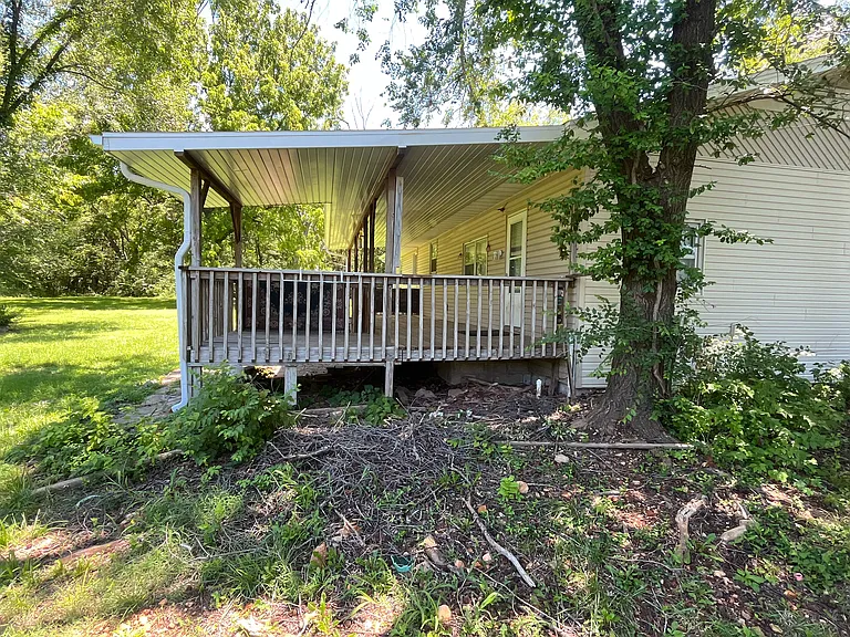 2351 W Norton Rd — Photo 5