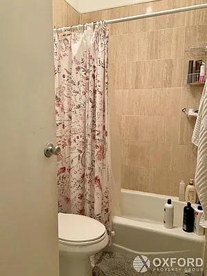 Rented by Oxford Property Group | media 13