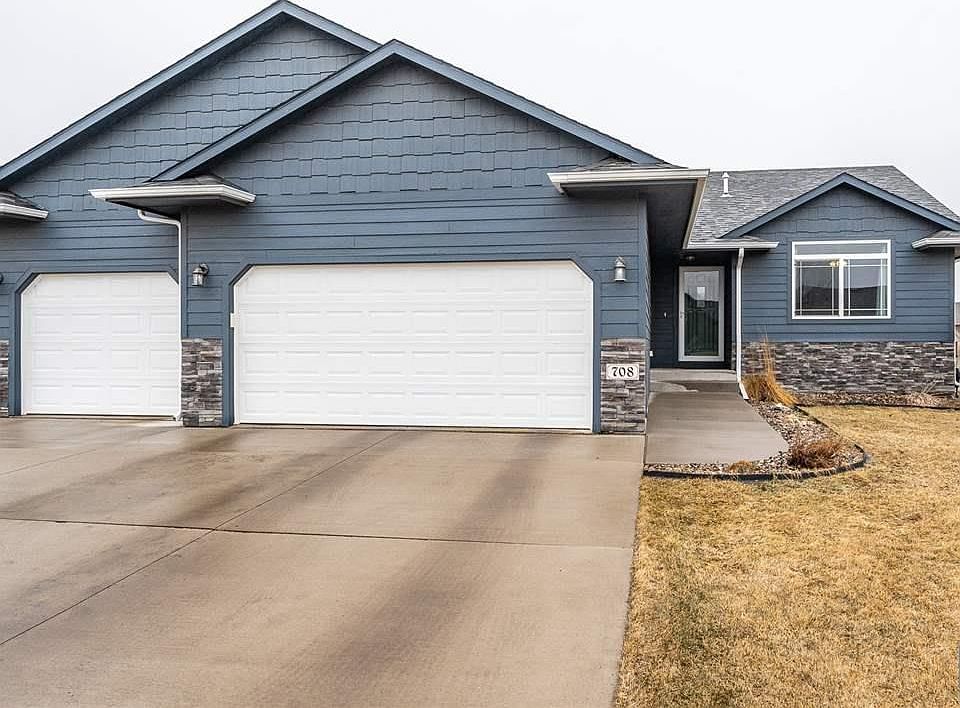 1st image of 708 Marie Dr