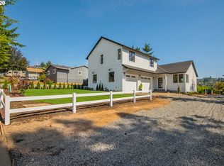 11950 SE Valley View Ter, Happy Valley, OR 97086