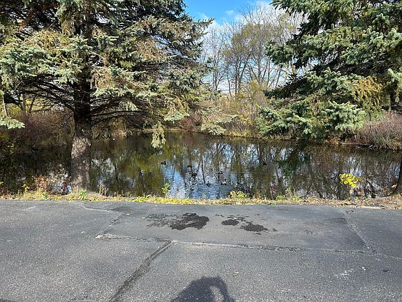2nd image of 12565 Marion Ct