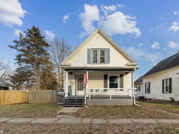 1412 S 12th St, Burlington, IA 52601