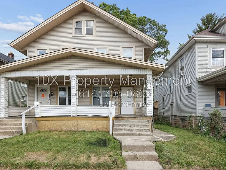 132 S Richardson Ave — Photo 1