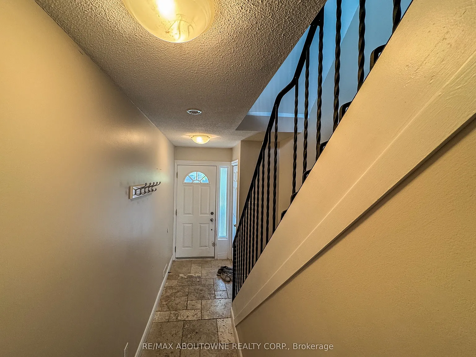 3 bed, $2,900 — Photo 4
