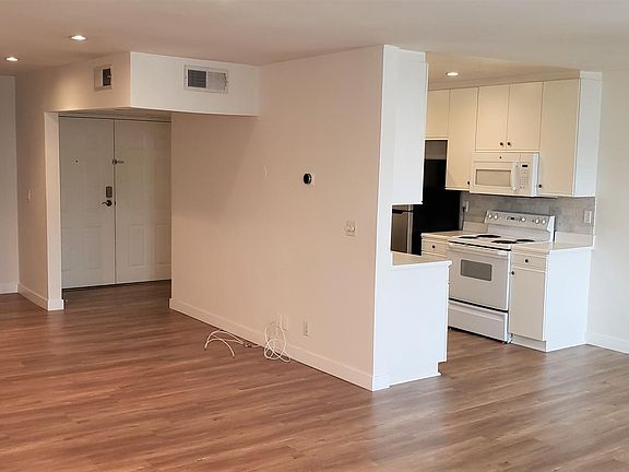 2nd image of 14141 Dickens St APT 310