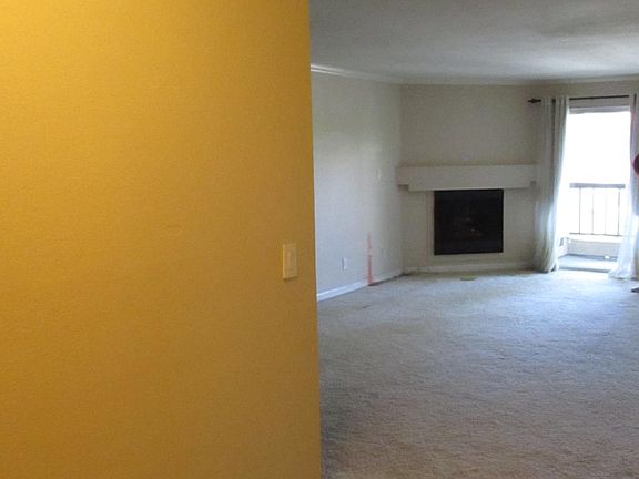 2nd image of 21400 Burbank Blvd APT 222