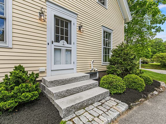4th image of 62 South Street