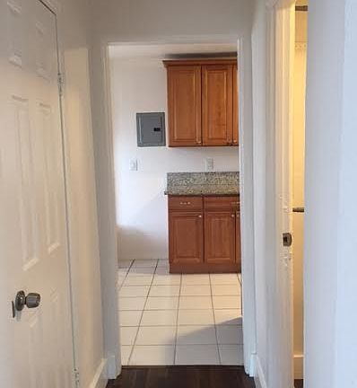 4th image of 722 Echo Park Ave #B