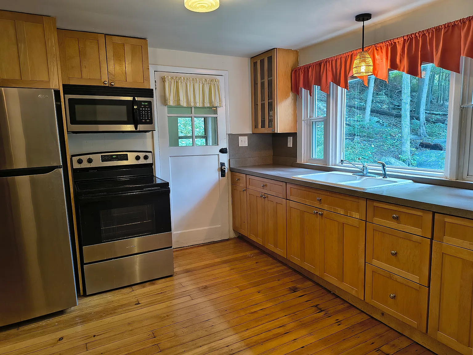 15A Tourne Rd — Photo 1