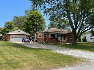 2620 Lewis Dr, Port Huron, MI 48060